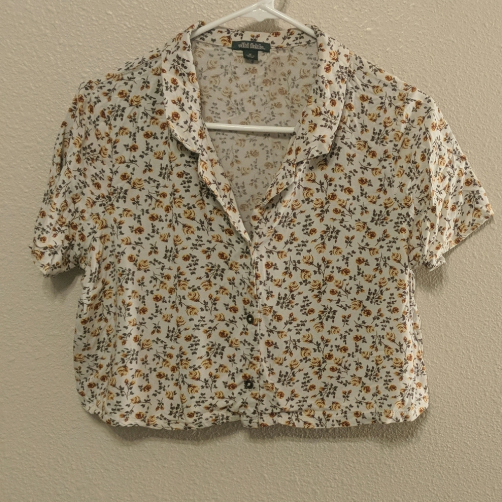 Wild Fable Yellow Floral Crop Top